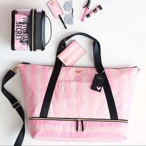BNEW Victoria's Secret Getaway Weekender (Bag Only)